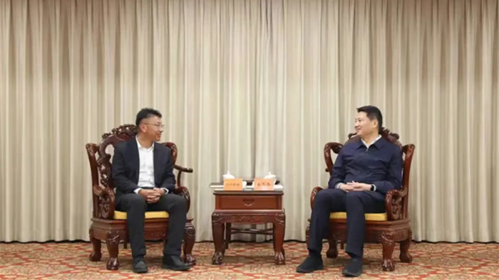 姜冬冬会见西藏曲水县党政代表团